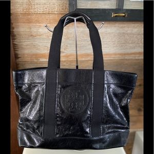 SOLD Tory Burch Tote (large)